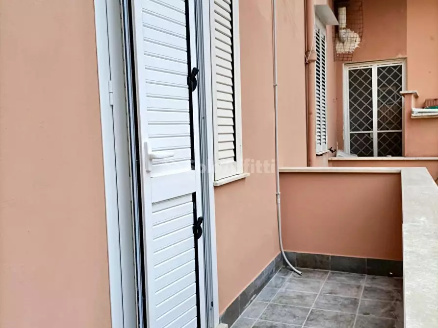 Immagine 27 di Trilocale in affitto  in Piazza Pia a Anzio