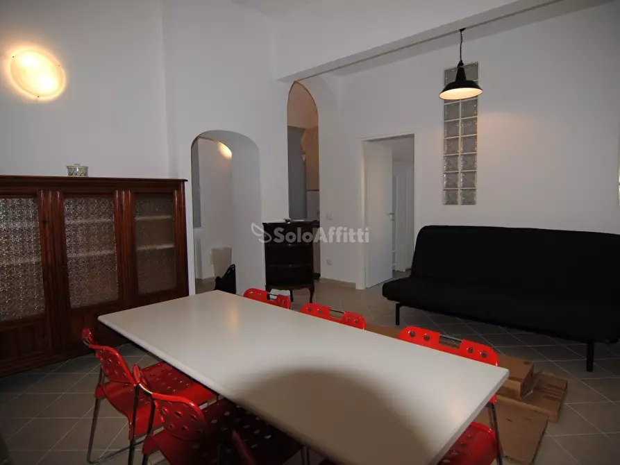 Immagine 9 di Trilocale in affitto  a Livorno