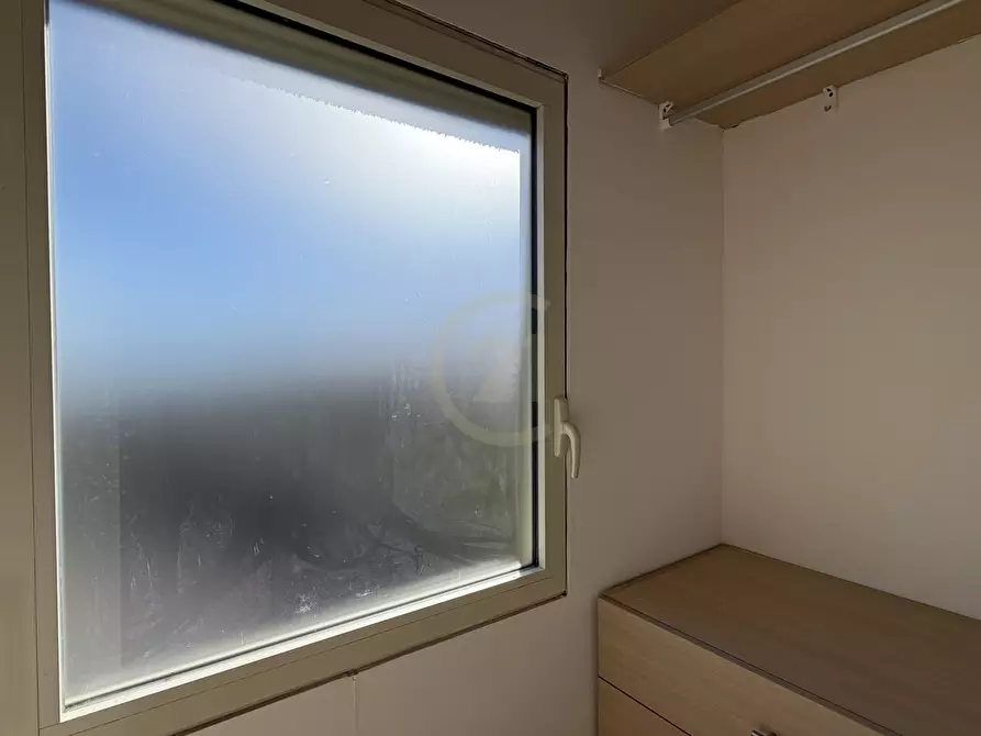 Immagine 10 di Appartamento in vendita  a Camporotondo Etneo