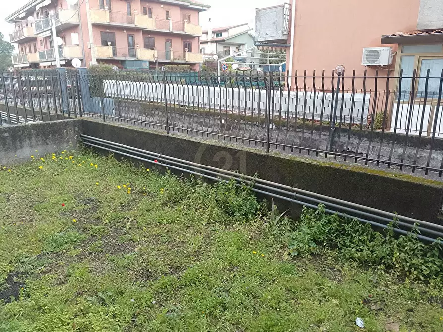 Immagine 12 di Appartamento in vendita  a Gravina Di Catania