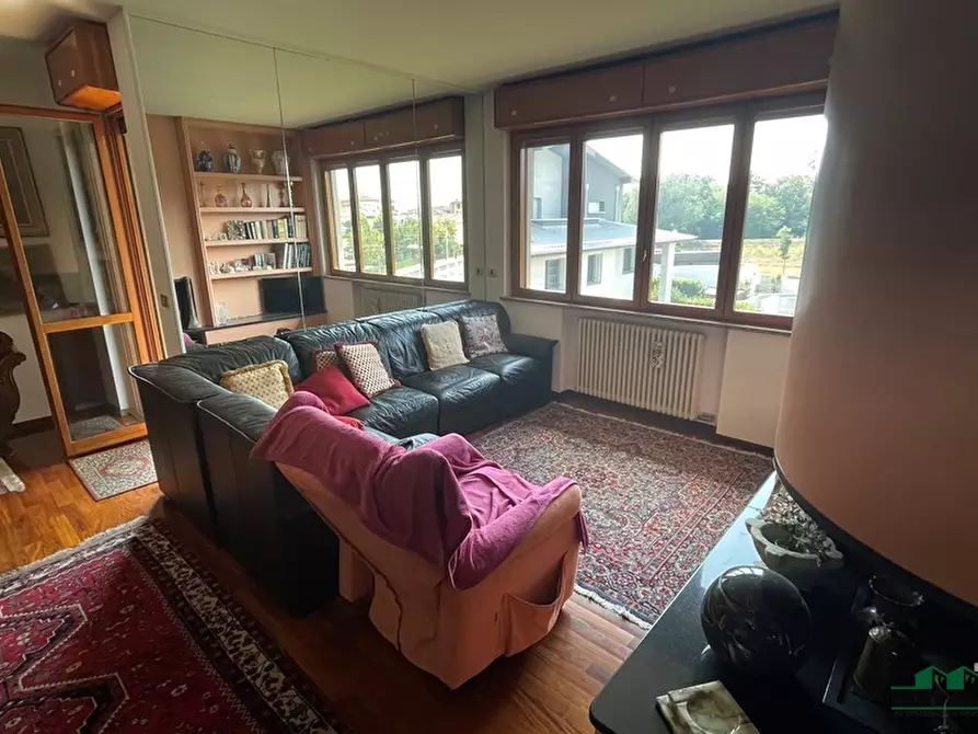 Immagine 10 di Quadrilocale in vendita  in Strada Comunale Farnese 48 a Parma