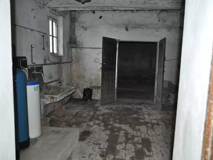 Immagine 5 di Rustico / casale in vendita  in San Quirico a Sissa Trecasali