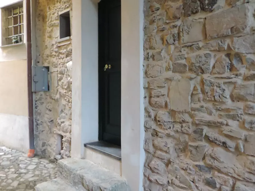 Immagine 3 di Casa indipendente in vendita  in VELVA a Castiglione Chiavarese