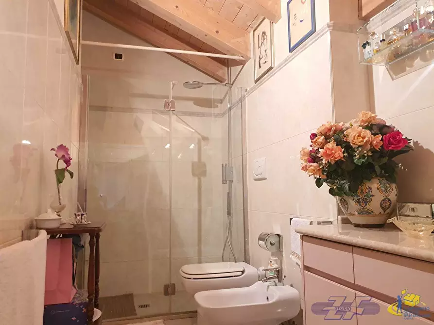 Immagine 34 di Trilocale in vendita  in Via Francesco Cassoli a Reggio Nell'emilia