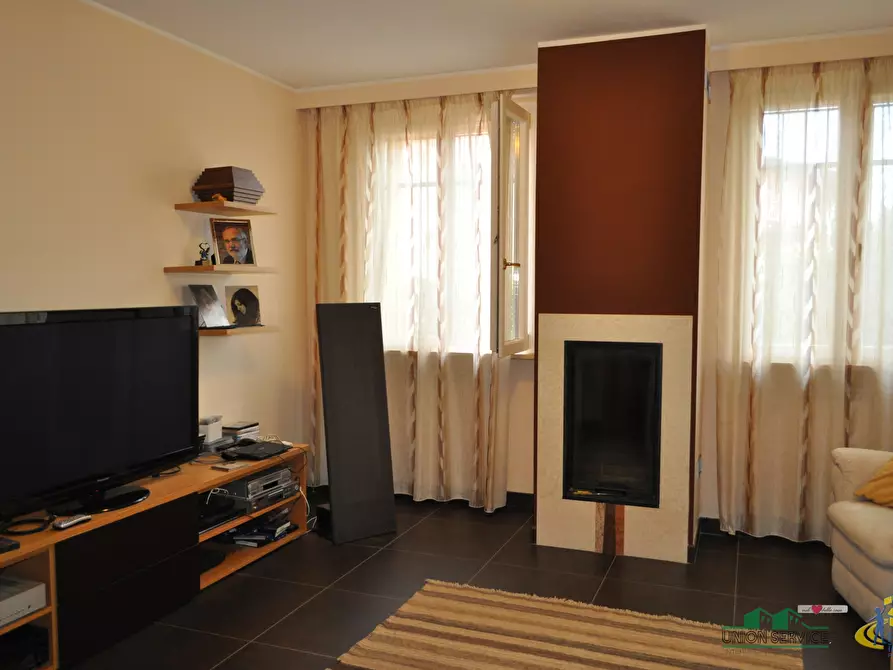 Immagine 9 di Villa in vendita  in Piazza I° Maggio a Sissa Trecasali