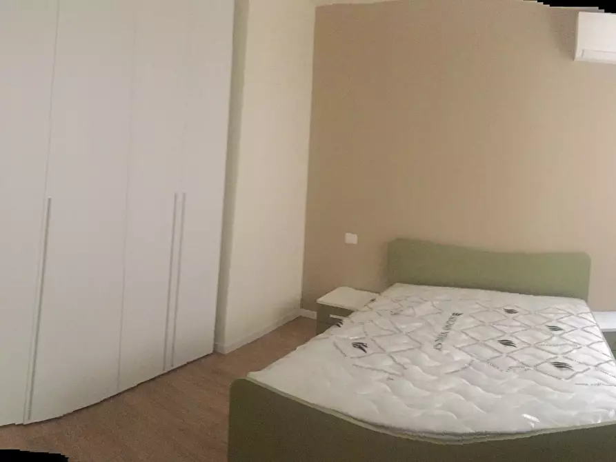 Immagine 13 di Bilocale in affitto  in BORGO REGALE 21 a Parma
