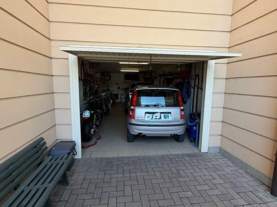 Immagine 25 di Trilocale in vendita  in Strada Bassa 20 a Collecchio