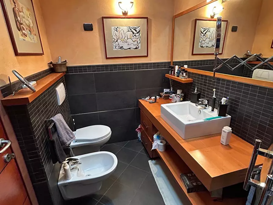Immagine 27 di Porzione di casa in vendita  in Via Augusto Franzoj 6 a Parma