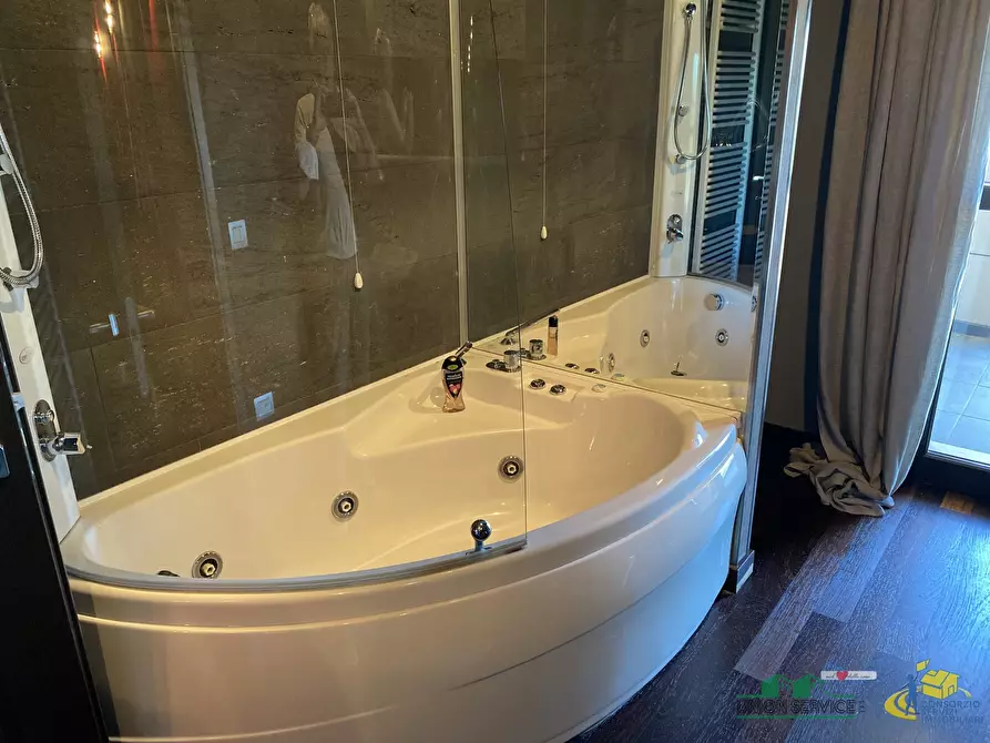 Immagine 11 di Attico in vendita  a Fidenza