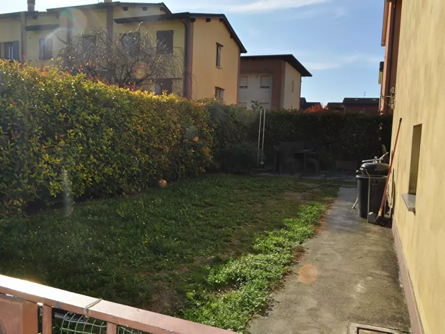 Immagine 46 di Trilocale in vendita  in Via Bussolati a Fontanellato