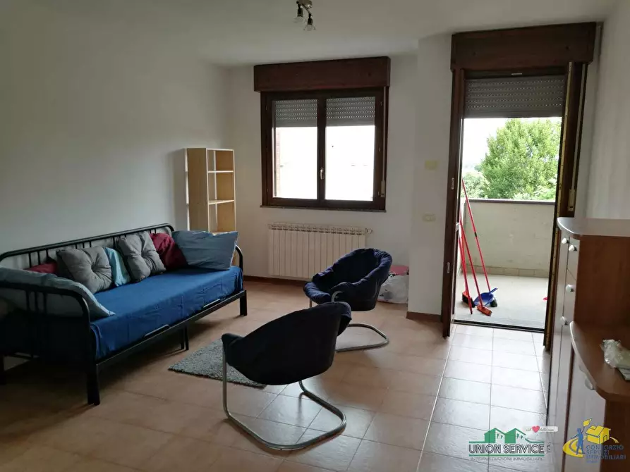 Immagine 5 di Bilocale in vendita  in Strada Cartiera 12 a Parma