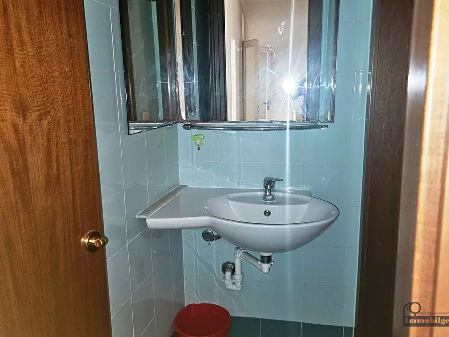 Immagine 14 di Trilocale in vendita  in Strada Garibaldi 45 a Parma