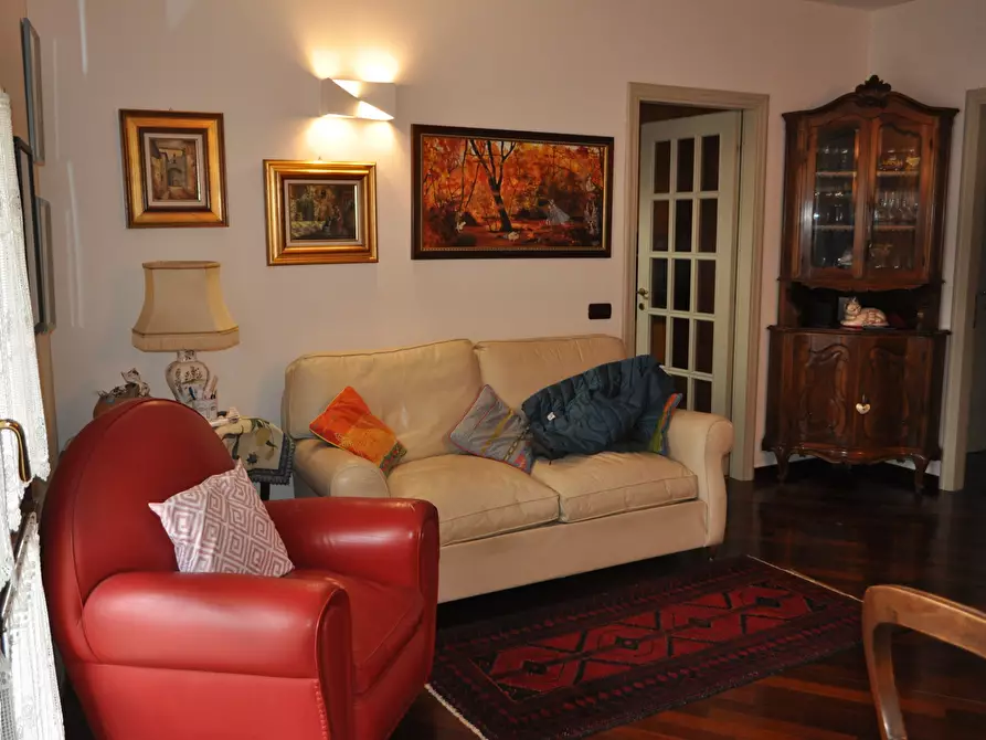 Immagine 19 di Trilocale in vendita  in Via Ulivi 24 a Collecchio