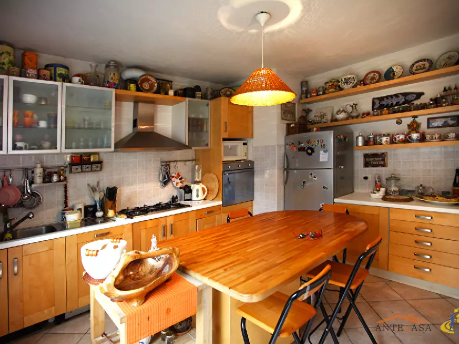 Immagine 10 di Quadrilocale in vendita  in Strada Martinella 263 a Parma