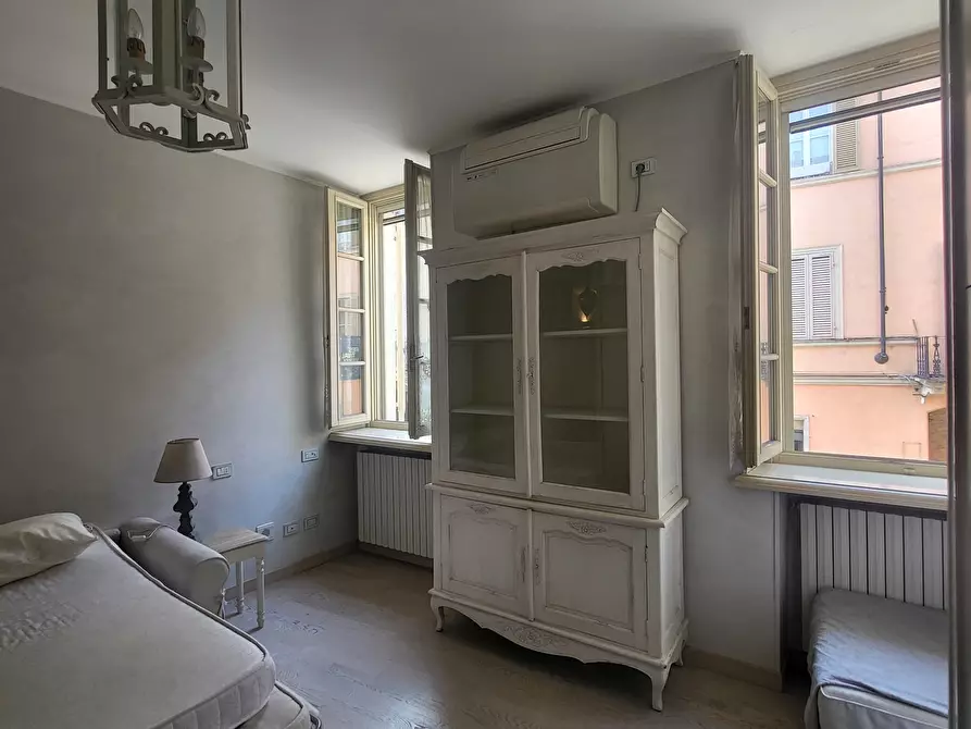 Immagine 11 di Loft/Open space in affitto  in Strada Luigi Carlo Farini 76 a Parma