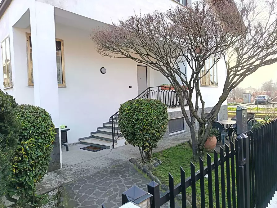 Immagine 8 di Trilocale in vendita  in Via Torino a Collecchio