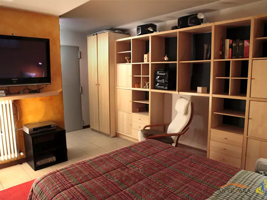 Immagine 19 di Quadrilocale in vendita  a Parma