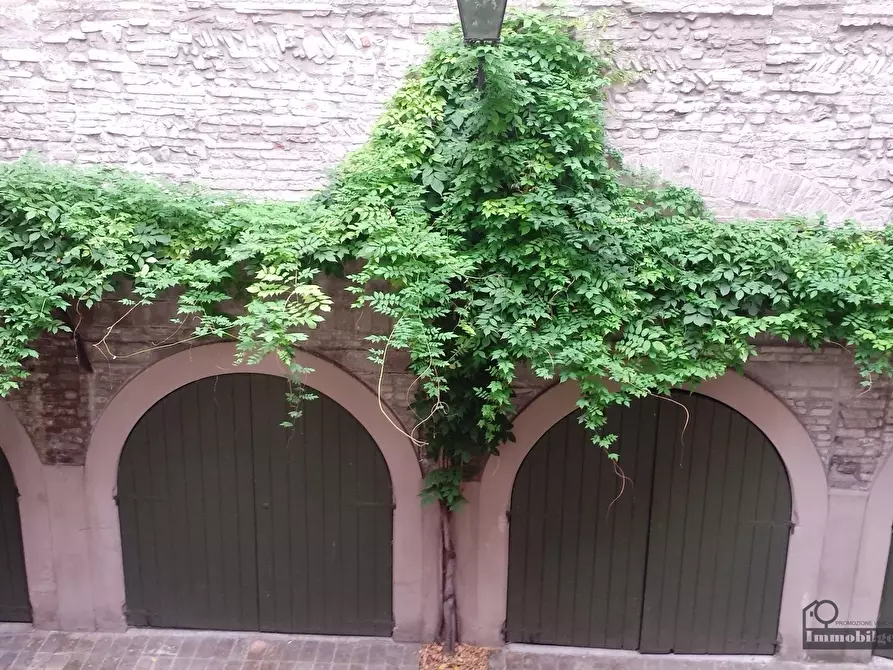 Immagine 1 di Bilocale in affitto  in Strada G. Garibaldi 55 a Parma