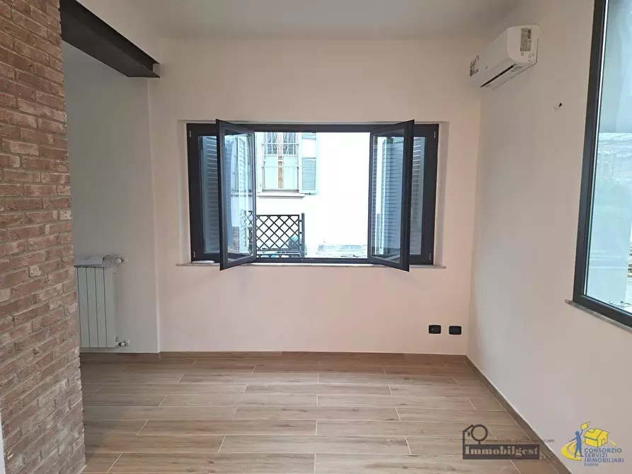 Immagine 7 di Bilocale in vendita  in Strada Manara 4 a Parma