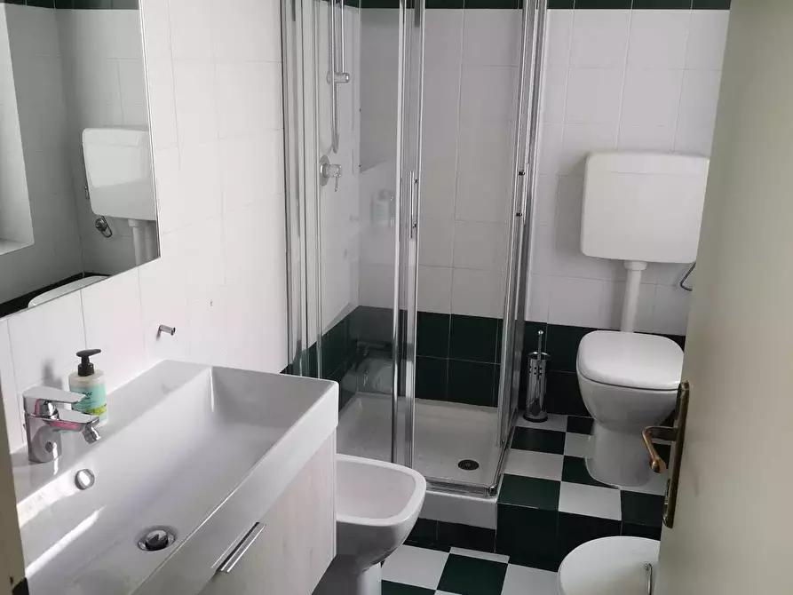 Immagine 27 di Quadrilocale in affitto  in Borgo Garimberti 18 a Parma