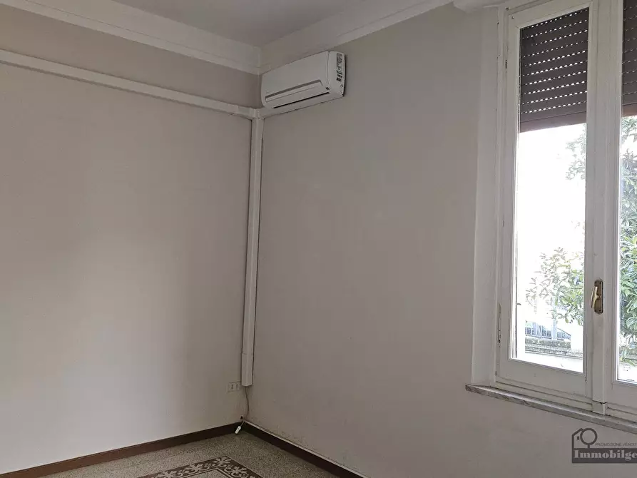 Immagine 30 di Trilocale in affitto  in Viale Tanara 13 a Parma