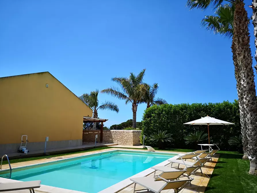 Immagine 1 di Villa in vendita  a Scicli