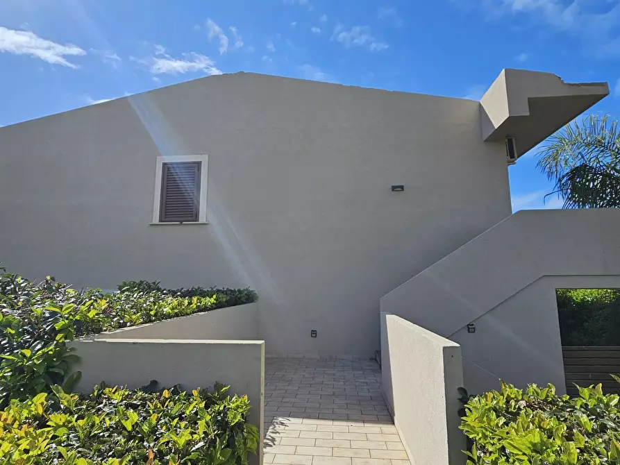 Immagine 2 di Villa in vendita  in Via Fratelli Carnemolla 24 a Ragusa