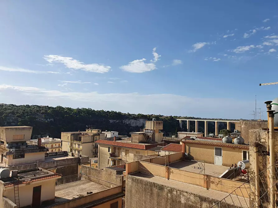 Immagine 8 di Appartamento in vendita  a Modica