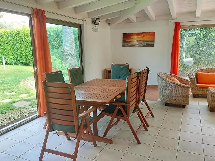 Immagine 11 di Villa in vendita  a Scicli