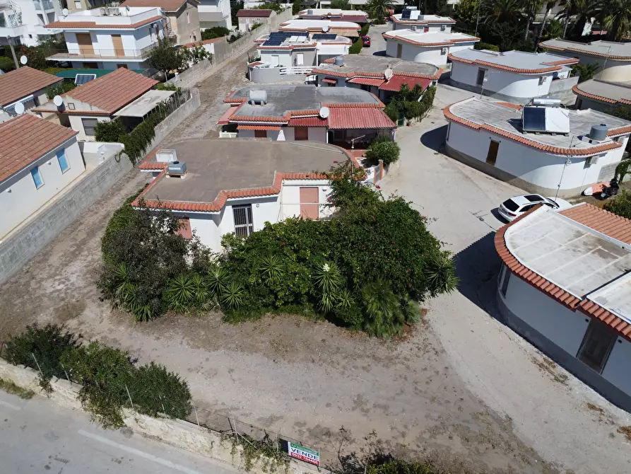 Immagine 3 di Villa in vendita  in Via del Laghetto 23 a Modica