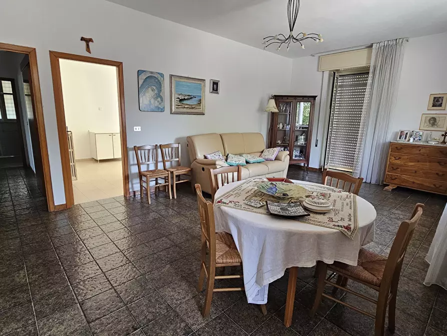 Immagine 5 di Villa in vendita  a Modica
