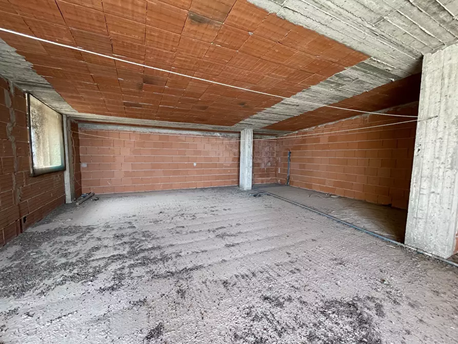 Immagine 14 di Mansarda in vendita  in VIA DUCA DEGLI ABRUZZI 8 a Ispica