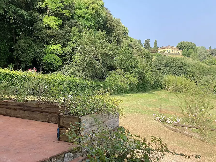 Immagine 14 di Rustico / casale in vendita  in Via della Scogliera 182 a Lucca