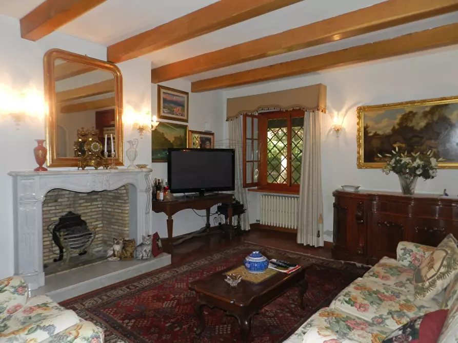 Immagine 3 di Rustico / casale in vendita  in Via di Villa Gaia 508 a Lucca