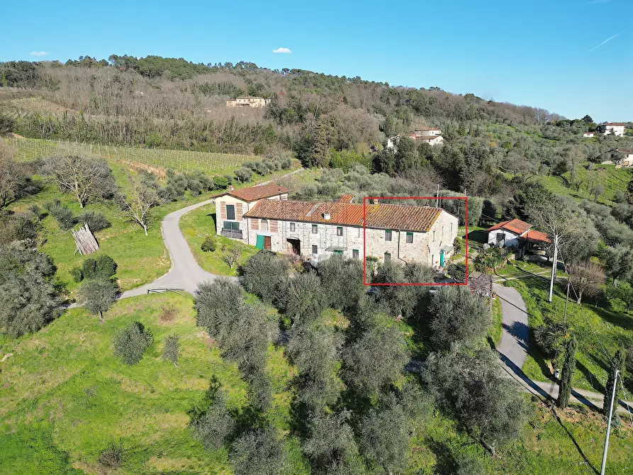 Immagine 1 di Rustico / casale in vendita  in Traversa V Via della Pieve Santo Stefano a Lucca