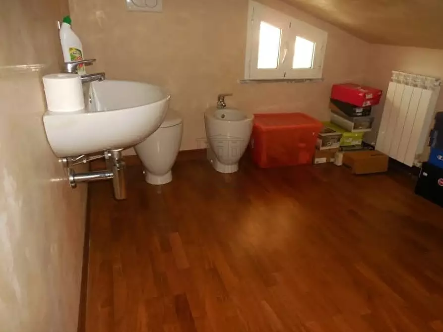 Immagine 9 di Appartamento in vendita  in Via di Mugnano 195 a Lucca