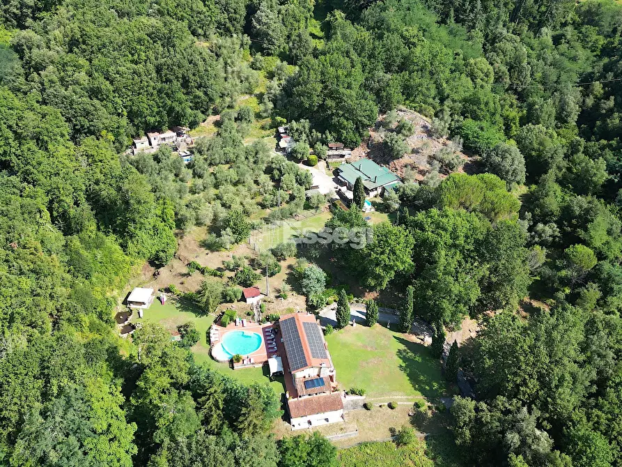 Immagine 39 di Rustico / casale in vendita  in SP1 a Pescaglia