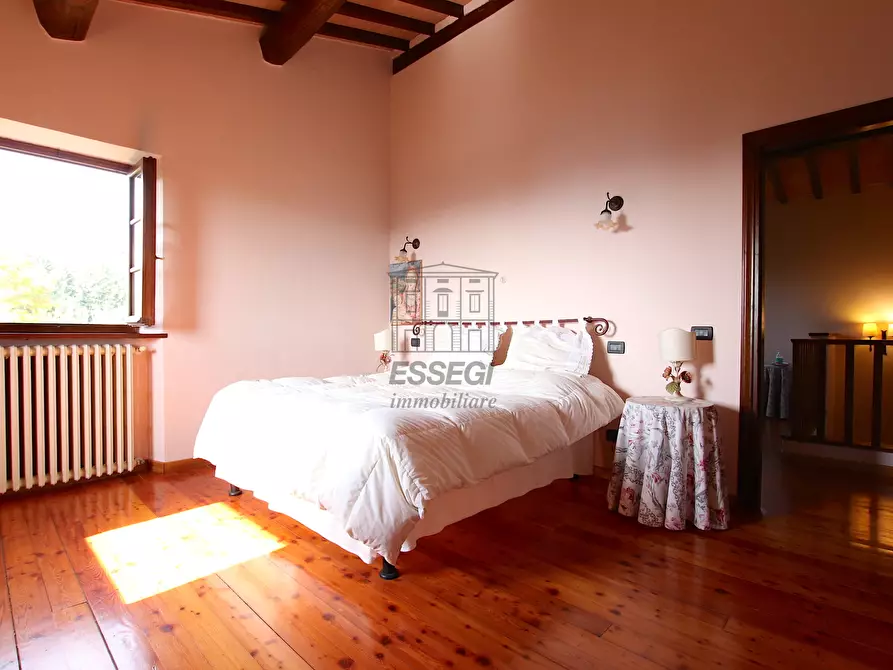 Immagine 19 di Bed & Breakfast in vendita  in Via San Gemma Galgani 4 a Pescaglia