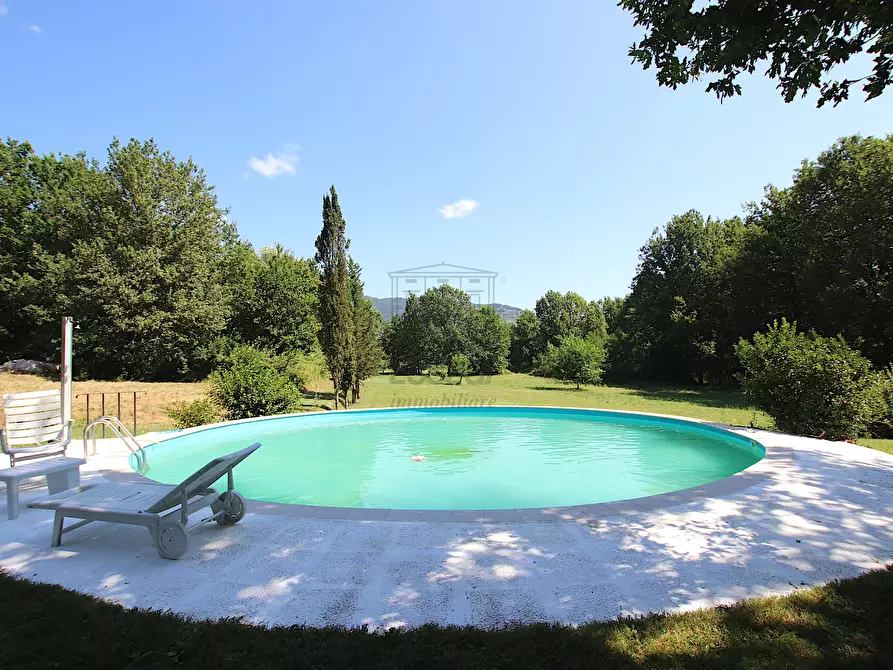 Immagine 10 di Rustico / casale in vendita  in Via della Chiesa di Gragnano a Lucca
