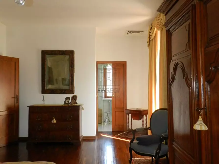 Immagine 40 di Villa in vendita  in Traversa II Via Vecchia Pesciatina 84 a Lucca