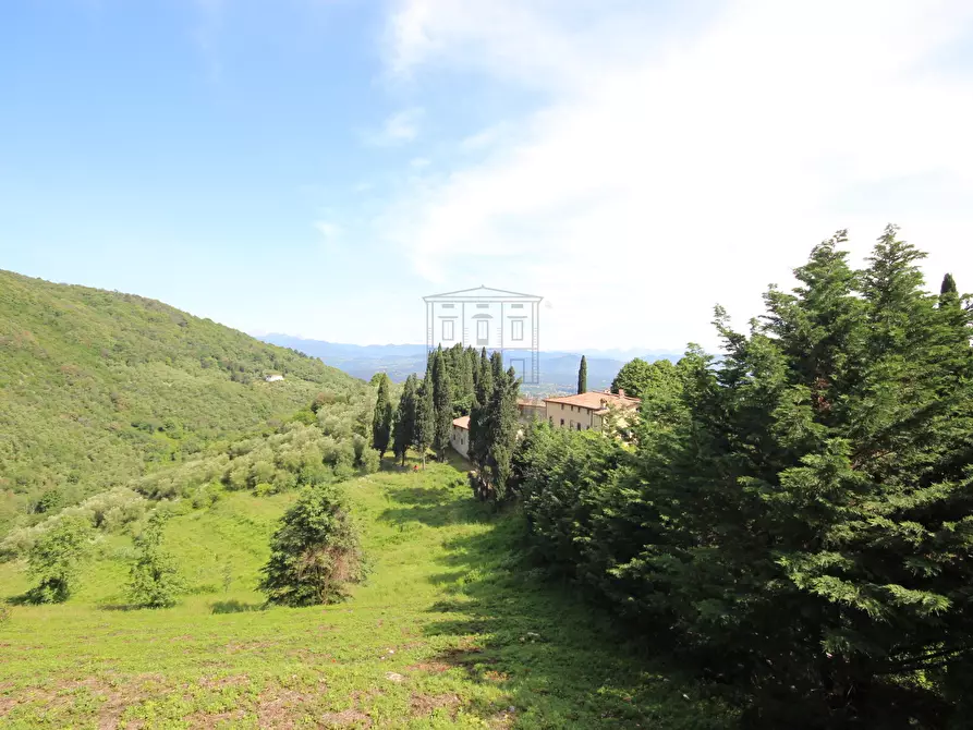 Immagine 11 di Rustico / casale in vendita  in Via del Cimitero di Vicopelago a Lucca