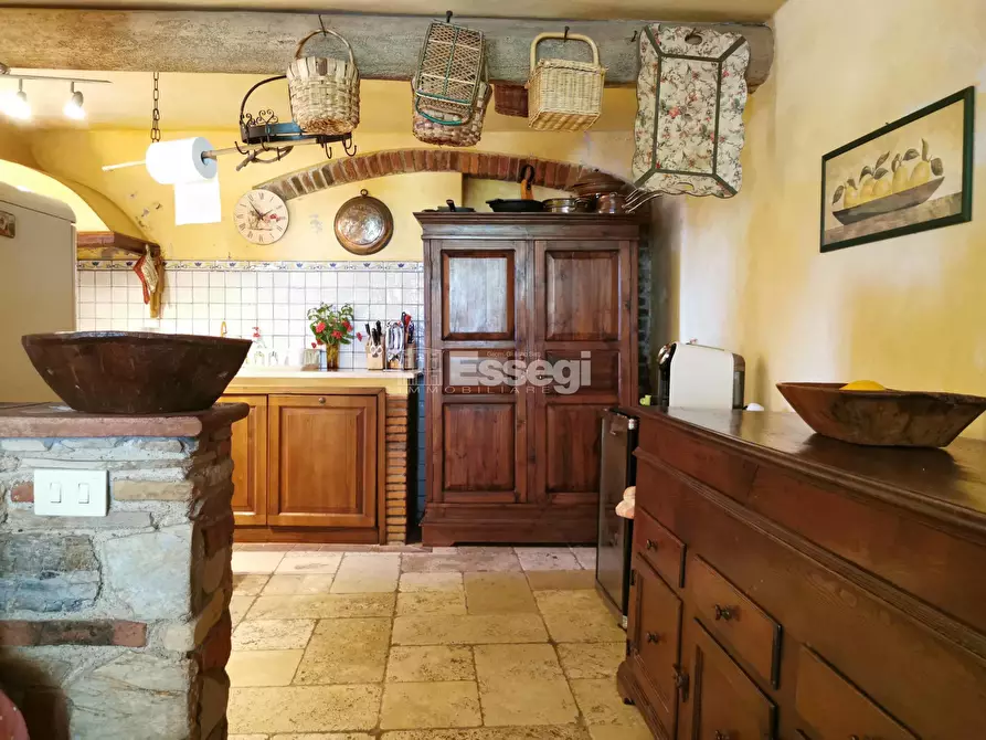 Immagine 43 di Villa in vendita  a Lucca