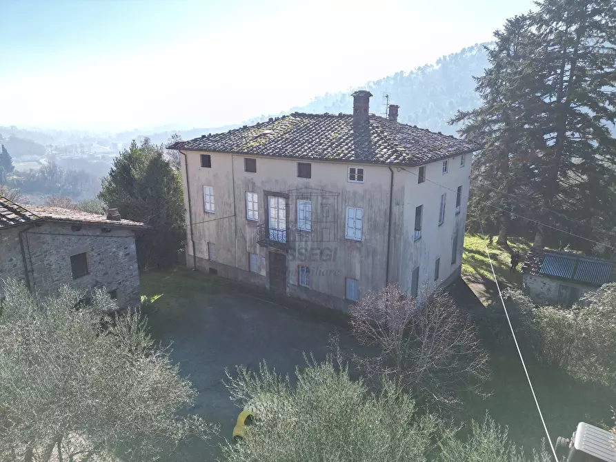 Immagine 29 di Villa in vendita  in Via del Macennere 8252/A a Lucca