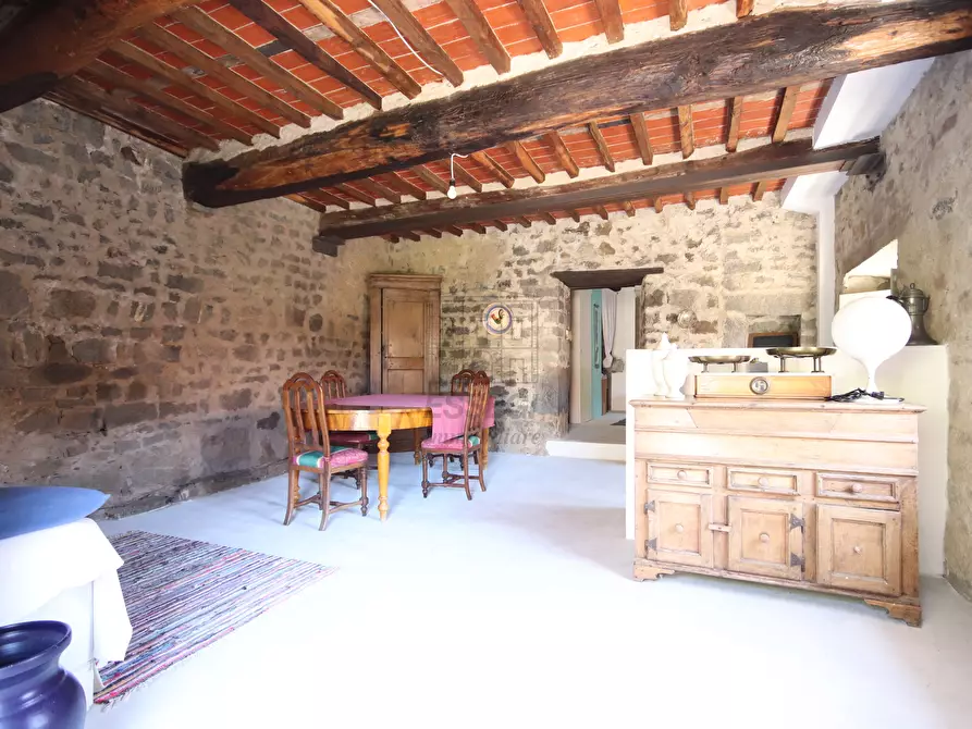 Immagine 18 di Rustico / casale in vendita  in Località Lastrico 7 a Pescaglia