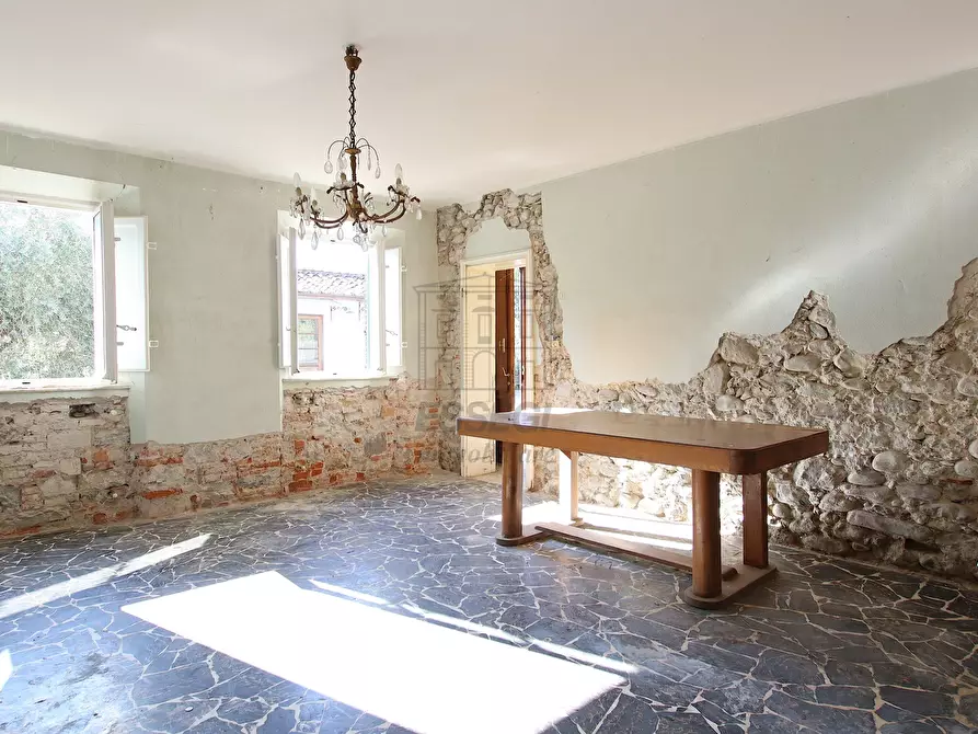 Immagine 11 di Rustico / casale in vendita  in Via Fraga Alta 1 a Capannori