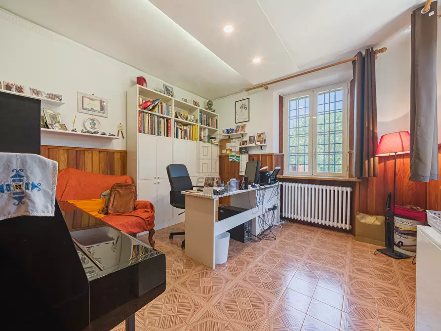 Immagine 25 di Villa in vendita  in Via delle Scuole 38 a Lucca