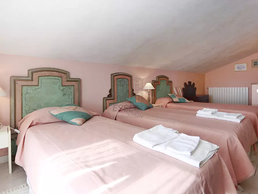 Immagine 25 di Rustico / casale in vendita  a Capannori