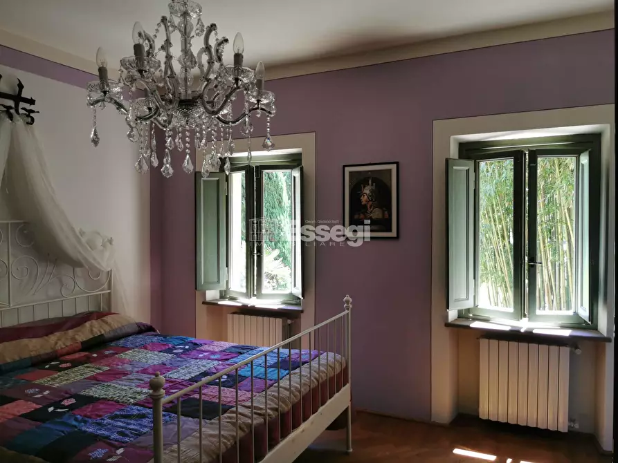 Immagine 47 di Villa in vendita  a Lucca