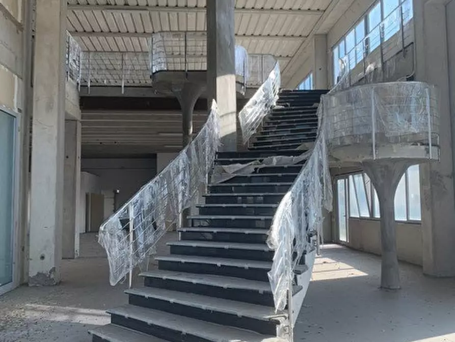 Immagine 6 di Attività artigianale in vendita  in Via della Chiesa 9 a Capannori