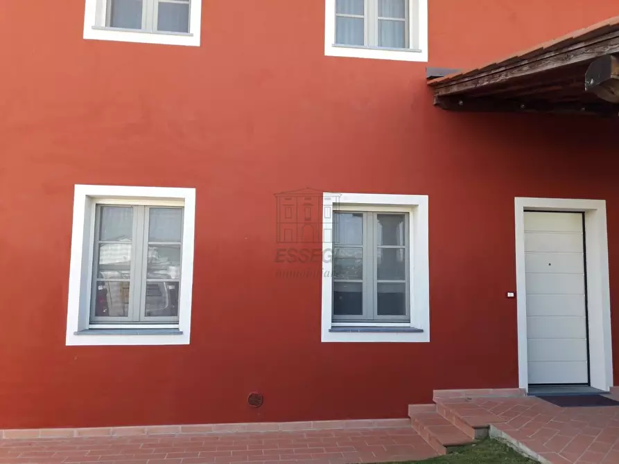 Immagine 3 di Villa in vendita  in Via di Colognora a Capannori